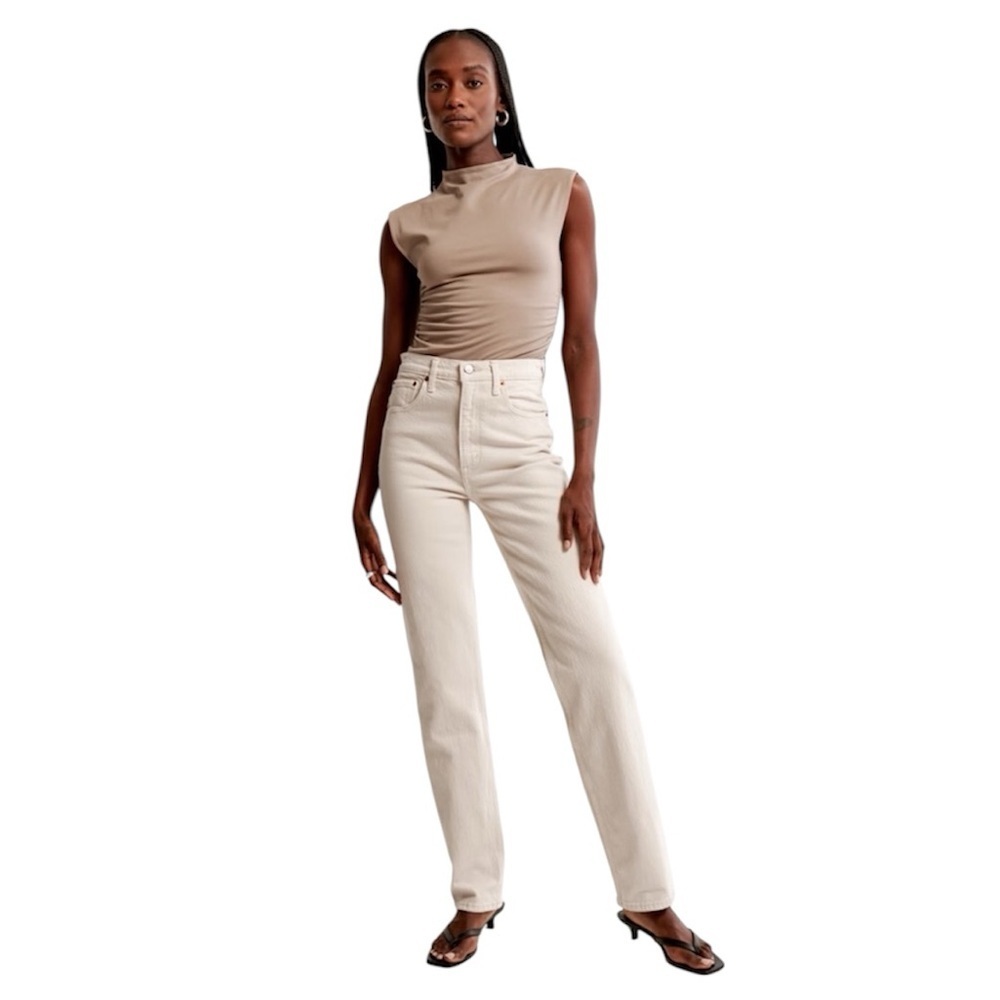 Abercrombie & Fitch The 90s straight ultra high rise cream jeans size 28L/6